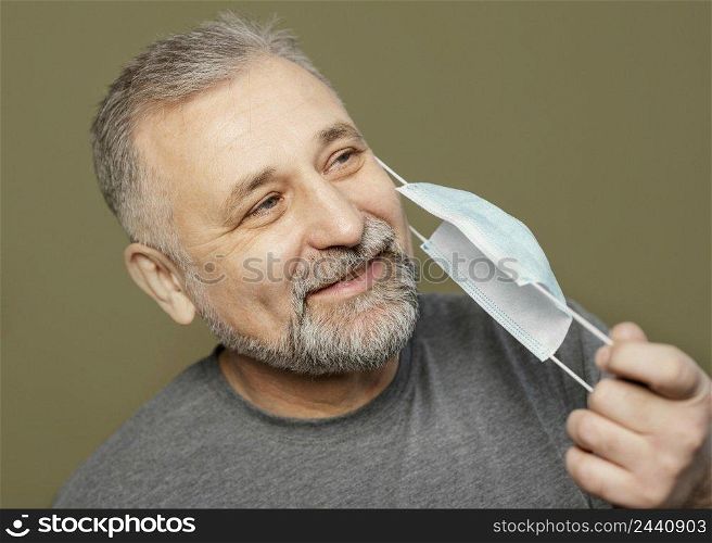 bearded man with surgical mask 2