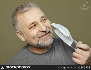 bearded man with surgical mask 2
