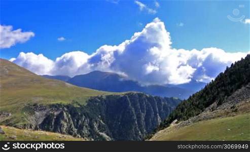 Beautiful mountain peaks in Spain (Pyreness)