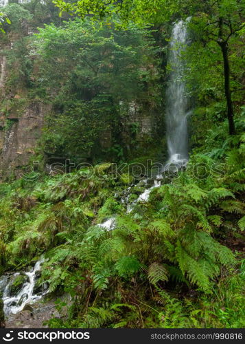 Beautiful South Wales Melincourt Falls Waterfall Rocks Wet - River Neath / Afon Nedd - Wales