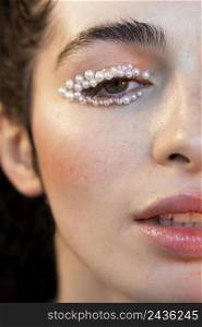 beautiful woman with pearls make up 13