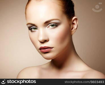 Beautiful young woman with bright make-up. Beauty fashion