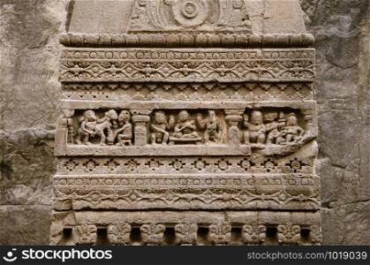 Beautifully carved idols, Kailas Mandir, Cave No. 16, Ellora Caves in Aurangabad, Maharashtra. Beautifully carved idols, Kailas Mandir, Cave No. 16, Ellora Caves, Aurangabad, Maharashtra