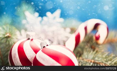 Beauty Xmas banner with striped decoration ball and snow