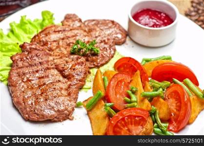 Beef chop with vegetable and sauce