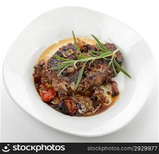 Beef Roast With Tomatoes And Onions