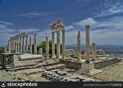 Bergama, Pergamon Acropolis
