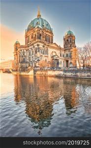 Berlin Cathedral It is reflected in the river spree in the early morning