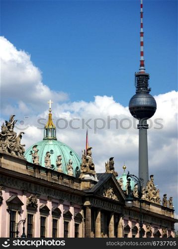Berlin-Zeughaus-Dom-Fernsehturm. Berlin - TV tower, dome and arsenal