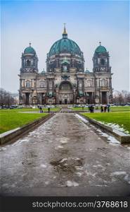 Berliner Dom, is the colloquial name for the Supreme Parish and Cathedral Church in Berlin. Is parish church of Evangelical Church of Berlin Brandenburg Silesian Upper Lusatia.