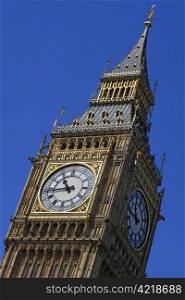 Big Ben in London England at 10:45am.