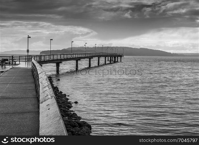 Black and white shot of the pier in Des Moines, Washington.