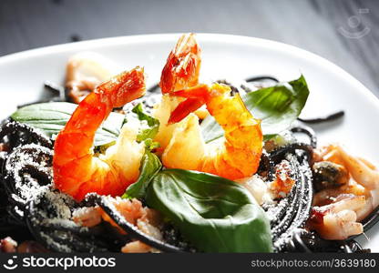 Black spaghetti with seafood