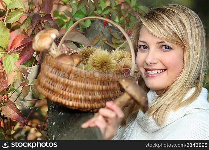 Blonde girl with mushrooms