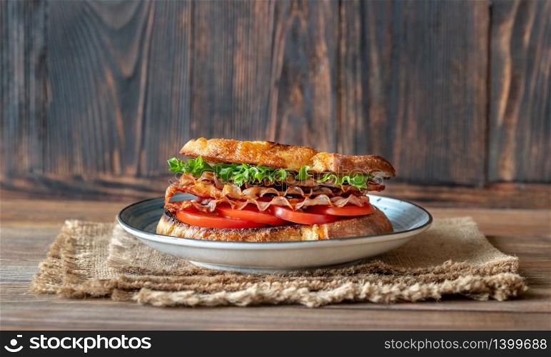 BLT sandwich with bacon, lettuce and tomatoes