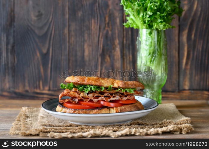 BLT sandwich with bacon, lettuce and tomatoes