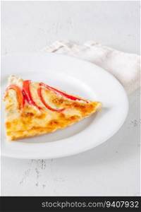 Blue cheese and red bell pepper tart