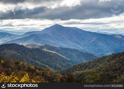 blue ridge mountains views from the parkway