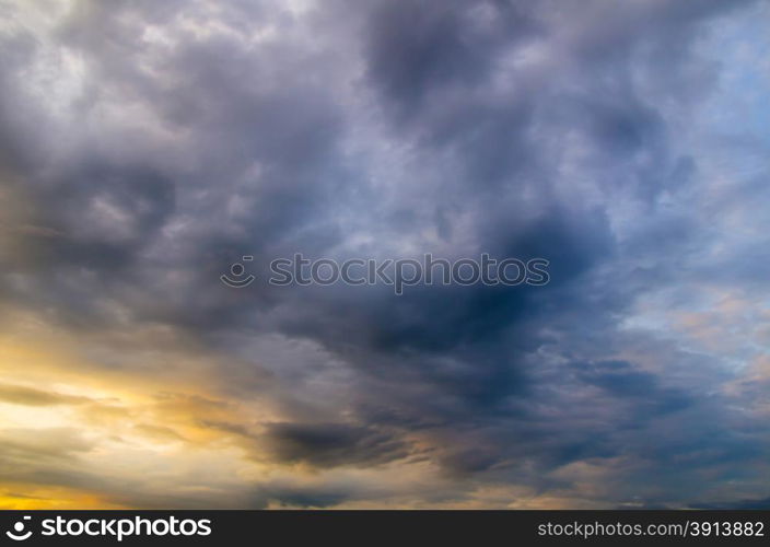 blue sky background with tiny clouds&#xA;&#xA;