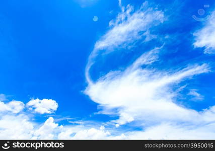 blue sky background with tiny clouds&#xA;&#xA;