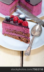 blueberry and raspberry cake mousse dessert with spice