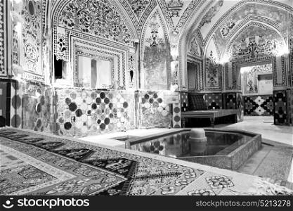blur in iran kashan islamic hammam carpet and fountain for the relax