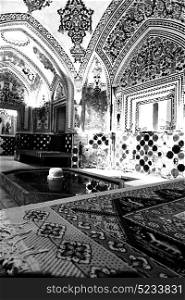 blur in iran kashan islamic hammam carpet and fountain for the relax