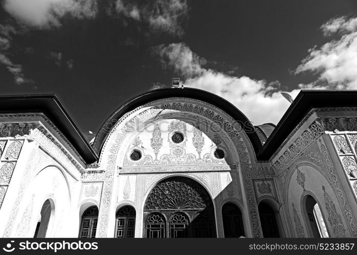 blur in iran the antique royal house incision and historic place