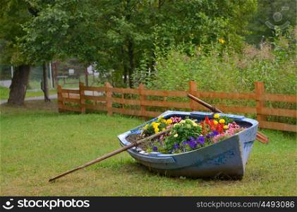 Boat decoration with flowers in park