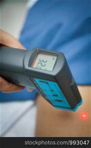 Body temperature checking electronic machine