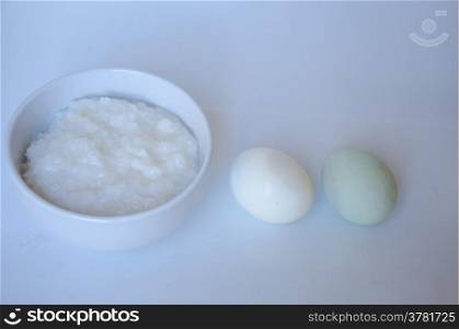 boiled rice with boiled egg