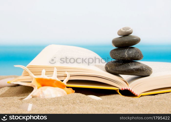 Book on the sand, relax on the beach