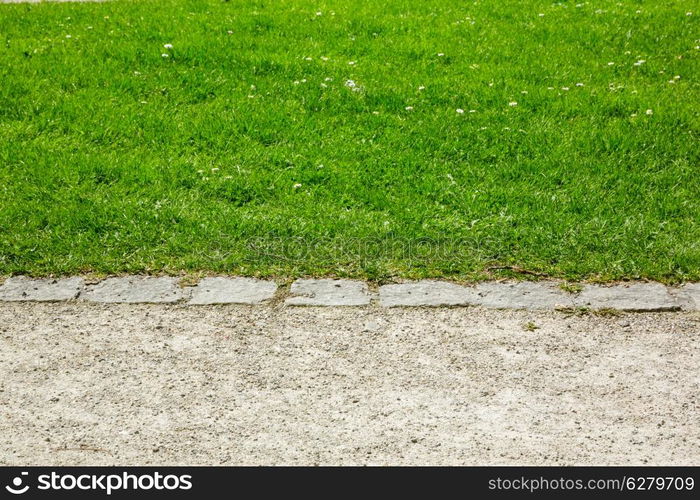 border between footpath and lawn