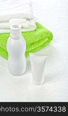 Bottle tube and cotton towels