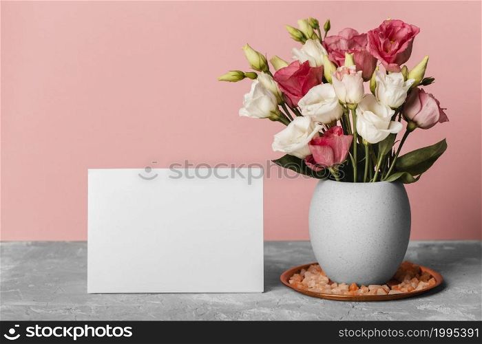 bouquet roses vase blank card