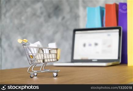 Box market electronic ordering shop basket