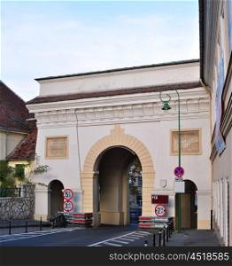 brasov city romania schei gate landmark architecture