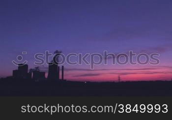 Braunkohlekraftwerk vor Abendstimmung, Rheinland, Deutschland