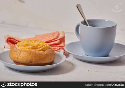 breakfast with coconut cream bun