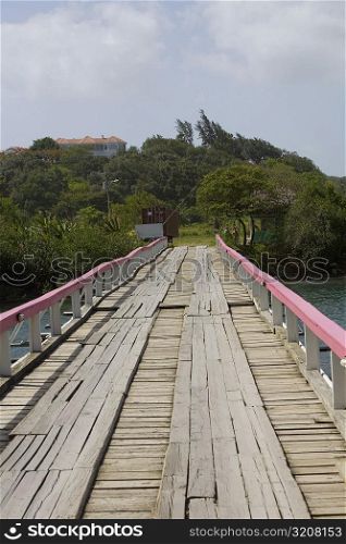 Bridge over the sea, Dixon Cove, Roatan, Bay Islands, Honduras