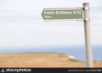 Bridle path sign