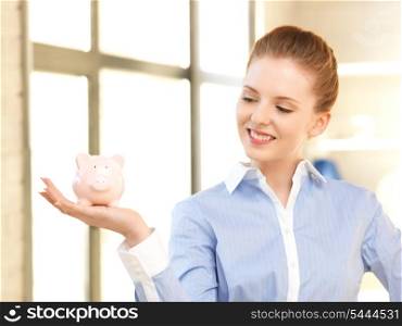 bright picture of lovely woman with piggy bank