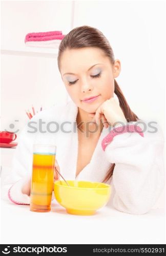 bright picture of woman eating her breakfast