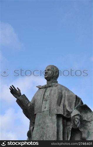 bronze statue of Pope John Paul VI in Leiria, Portugal