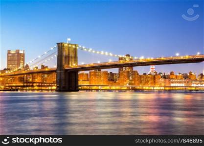 Brooklyn bridge at dusk, New York City