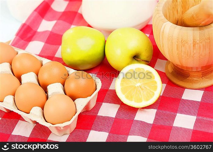 Brown chicken eggs on the kitchen table