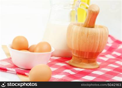 Brown chicken eggs on the kitchen table. M1xT+SIwVT9KFeKmhyop4Ds8ZdGANT50uoPHnr2JlKrDC/9LiXJh1P7VzCPzh/MvTXsZmGwy82CSmFVYLrQdUc2HpmQZb8XY+TsoOVVUoiTBJvSJNucr9oFikUl0Eg4V+6VRXMn7nSCnqgUaKgHZds7IKTymxL/V5gQ8M6NV2+0u65f+twjuGZOLFOYHfZlwghOC04aO/owZ1qlqvp02fhvWL5DzgQFKrvLau0cSs/Vlr4Pq0zRr1ndQ3bmu1Gea+K021jemhsw=