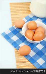 Brown chicken eggs on the kitchen table. M1xT+SIwVT9KFeKmhyop4Ds8ZdGANT50uoPHnr2JlKrDC/9LiXJh1P7VzCPzh/MvTXsZmGwy82CSmFVYLrQdUc2HpmQZb8XY+TsoOVVUoiTBJvSJNucr9oFikUl0Eg4V+6VRXMn7nSCnqgUaKgHZds7IKTymxL/V5gQ8M6NV2+0u65f+twjuGZOLFOYHfZlwghOC04aO/oxyz1zYgSL+AgL4rO6DGTd0ej0TvM1tjj1uGyrT1bxzWwEAc0OcUAw3P3famV7nyEo=