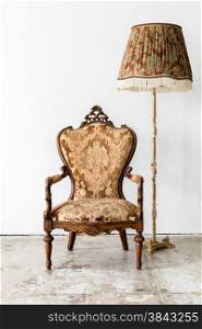 brown Royal Vintage retro style Chair with lamp