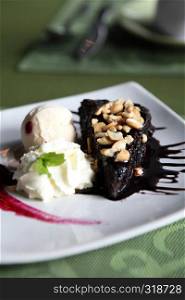 brownie with icecream